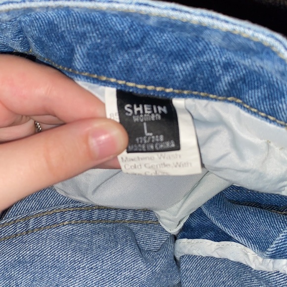 shein denim butterfly mom jeans - Picture 3 of 3